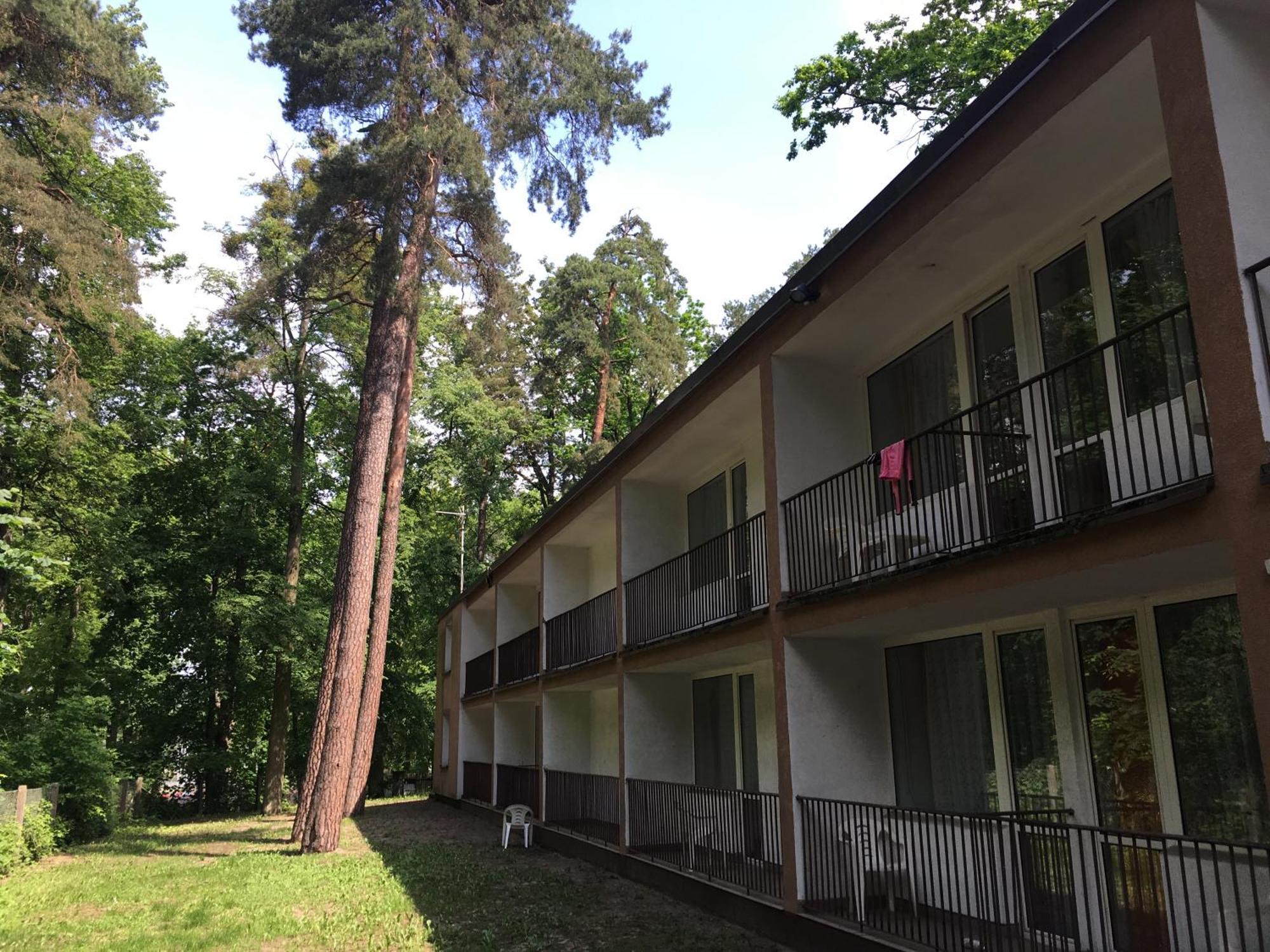 Lesna Przystan Hotel Илава Екстериор снимка