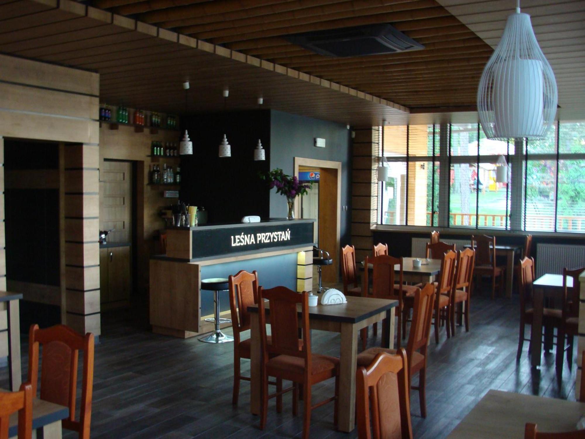 Lesna Przystan Hotel Илава Екстериор снимка