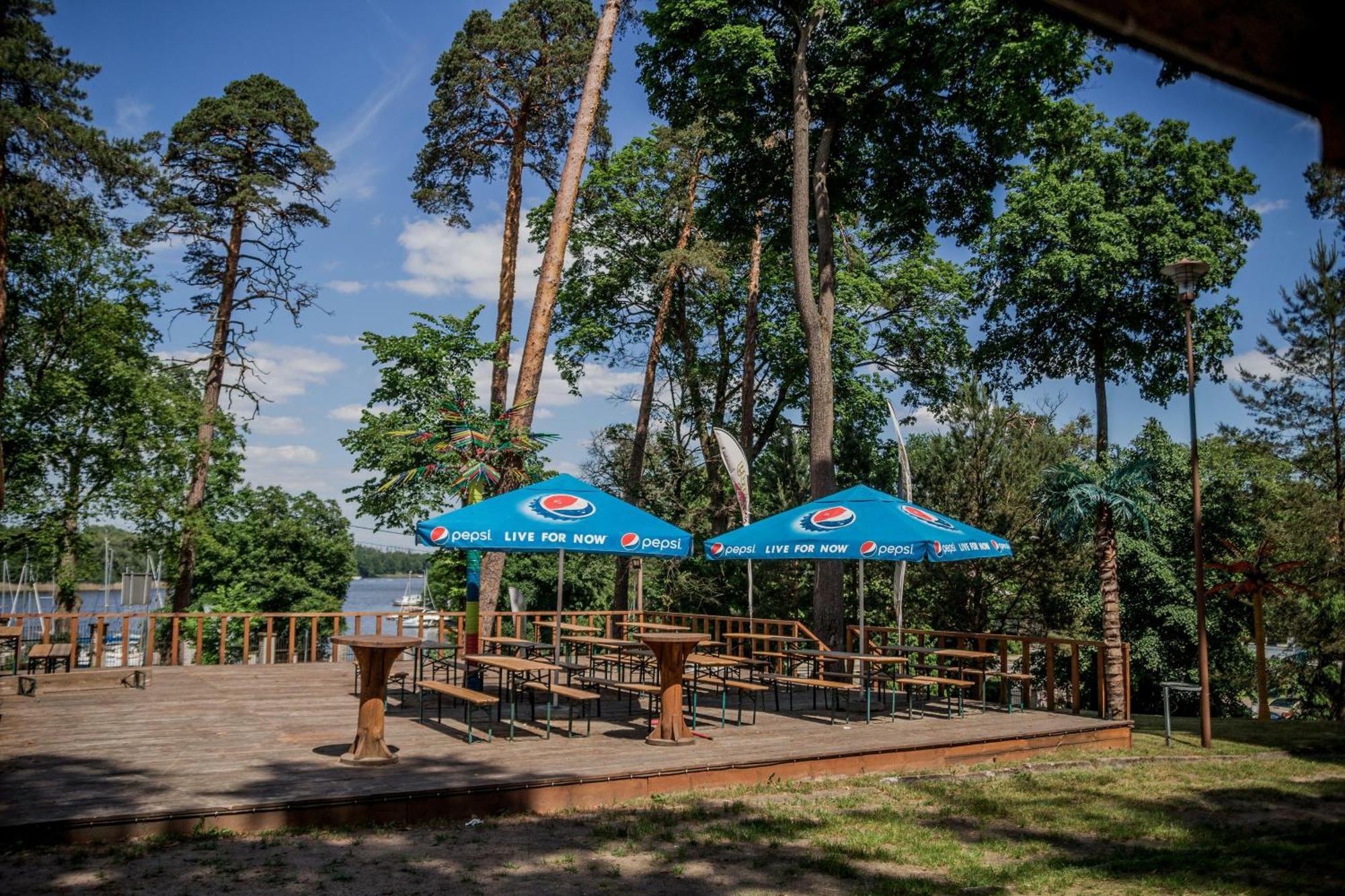 Lesna Przystan Hotel Илава Екстериор снимка